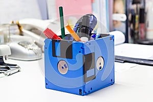 Recycle floppy disk, Creative objects used