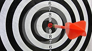 Red arrows in the center Bullseye target. Goal. Target.