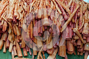 Red bamboo shoots .