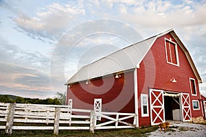 Red barn photo