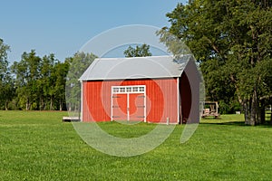 Red barn at Chaplin Creek