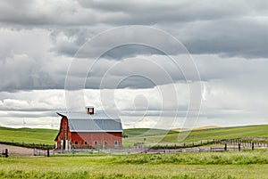 A red barn in the Palouse Valley in Washington.