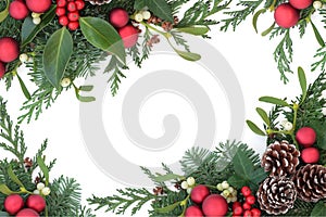 Red Bauble Border
