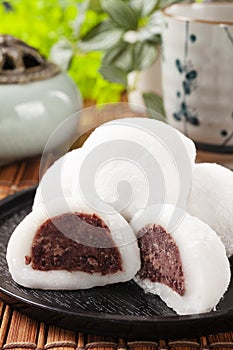 Red bena daifuku photo