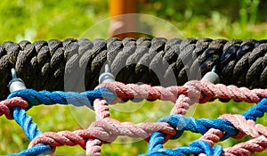 red and blue knots on whell