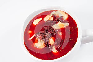 Red borscht with dumplings