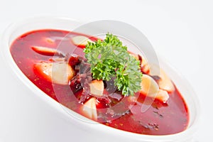 Red borscht with dumplings