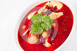 Red borscht with dumplings