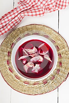 Red borscht with dumplings