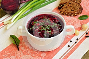 Red borscht soup