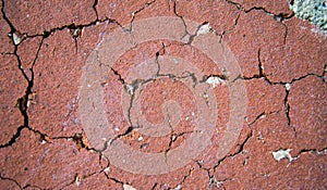 Red brick with fissures