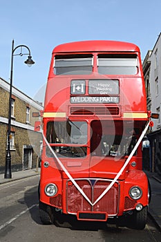 RED BUS