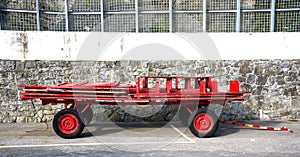 Red cart 6