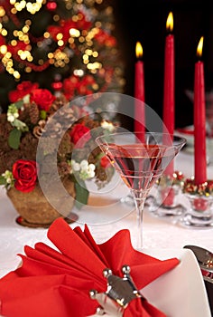 Red christmas table 2