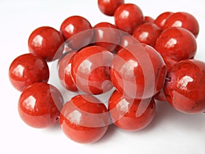 Red coral beads