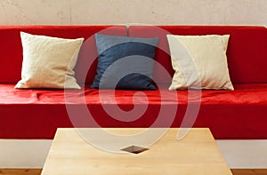 Red divan photo