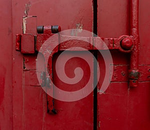 Red door latch