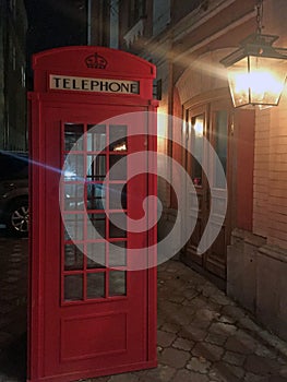 Red English telephone booth