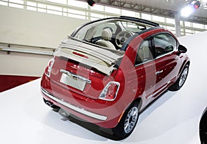 Red Fiat 500 car