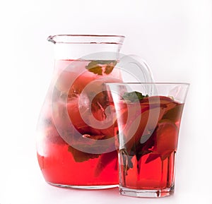 Red fruit ice tea