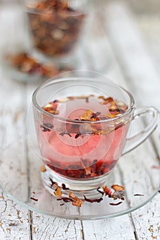 Red fruit tea in transparent glass Cup