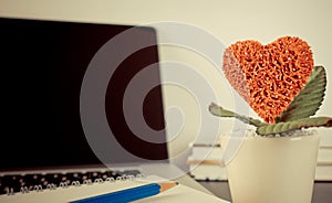 Red Heart flower pot for Romance in Office