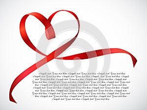 Corazón rojo cinta arco. 