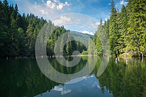 Red Lake - Lacul Rosu