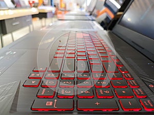 Red led light keyboard,paning. Laptop with red backlight, Choosing a laptop, gaming laptops, podshet on a laptop, how much to pay