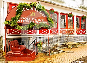 Red Lion Inn den entrance decorated for Christmas