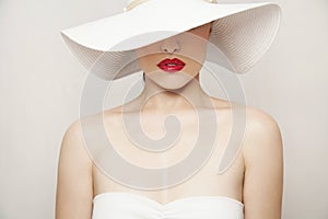 Red lips and white hat