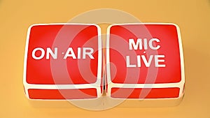 Red `MIC live` in the Studio.