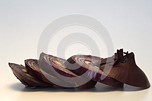 Red onion cutted in slices