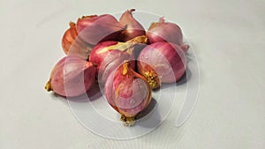 Red onion. Shallots are o ne of the kitchen spices