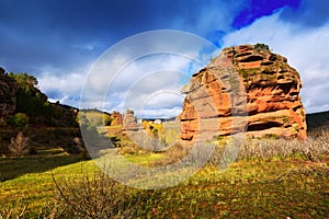 Red rocks near Chequilla and Checa in autumn