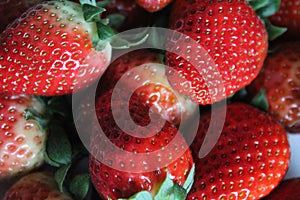 Red strawberry fruit green healthy nutrition delicious dessert photo