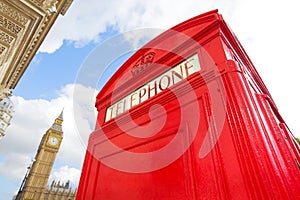 Red telephone box and ben