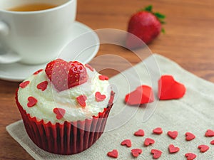 .Red velvet strawberry cup cake