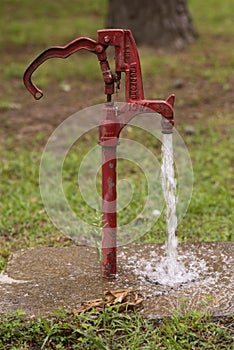 Red water spout