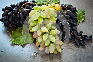 Red and white grapes