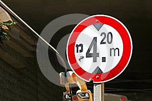 Red and white high limit road sign 4.2 m