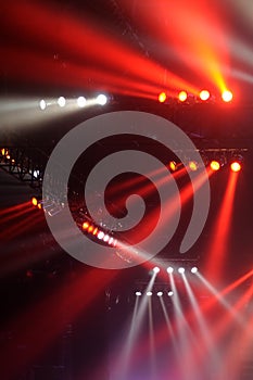 Red and white spot lights