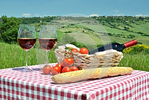 Red wine, bread and tomatos