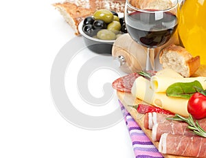 Red wine with cheese, prosciutto, bread