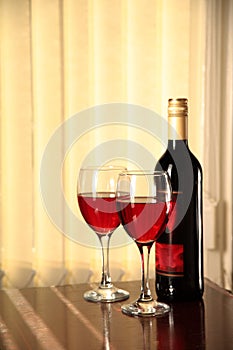 Red wine in glasses.