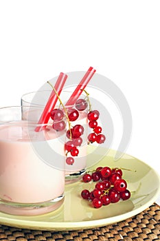 Redcurrant milkshake