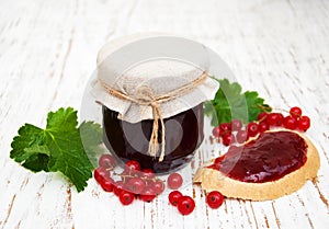 Redcurrants jam