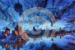 Třtina flétna jeskyně palác 