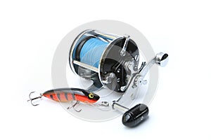 Reel and fishing lure