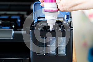 Refill ink cartridges, printer Inkjet colors. Repairs and Maintenance inkjet printers
